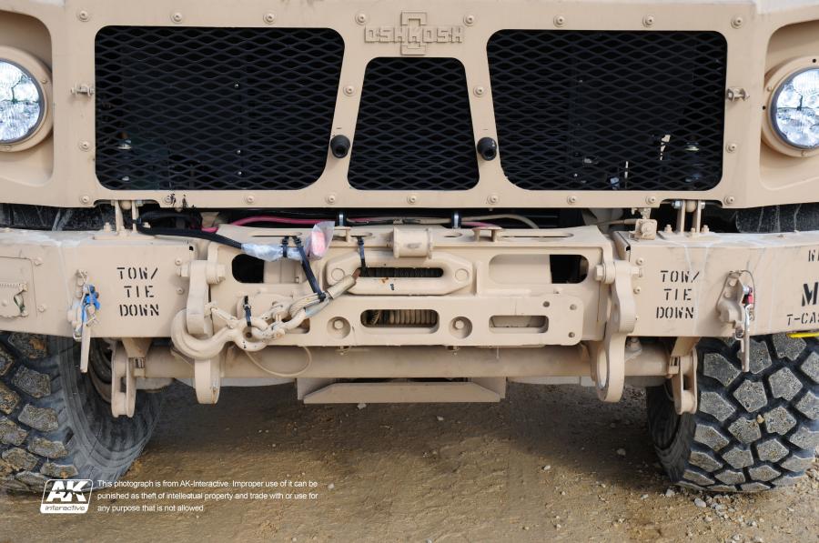 Детали экстерьера Oshkosh M-ATV 2009 года  (фото 419 из 676)